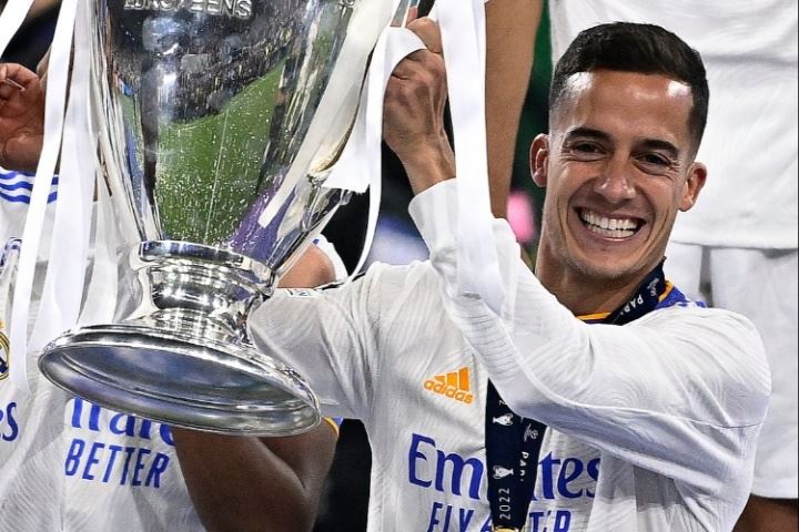 402场22冠！34岁巴斯克斯上演皇马最后一舞，结束18年皇马生涯