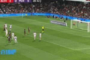 小将科莫托造点+主罚命中！AC米兰4-0珀斯光荣！